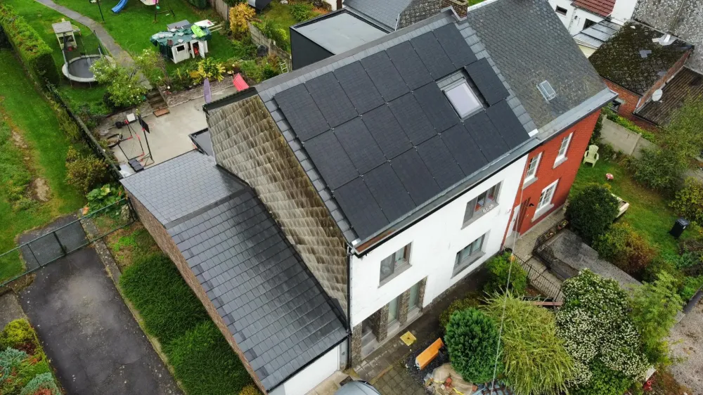 Installation panneau photovoltaïque près de Genappe